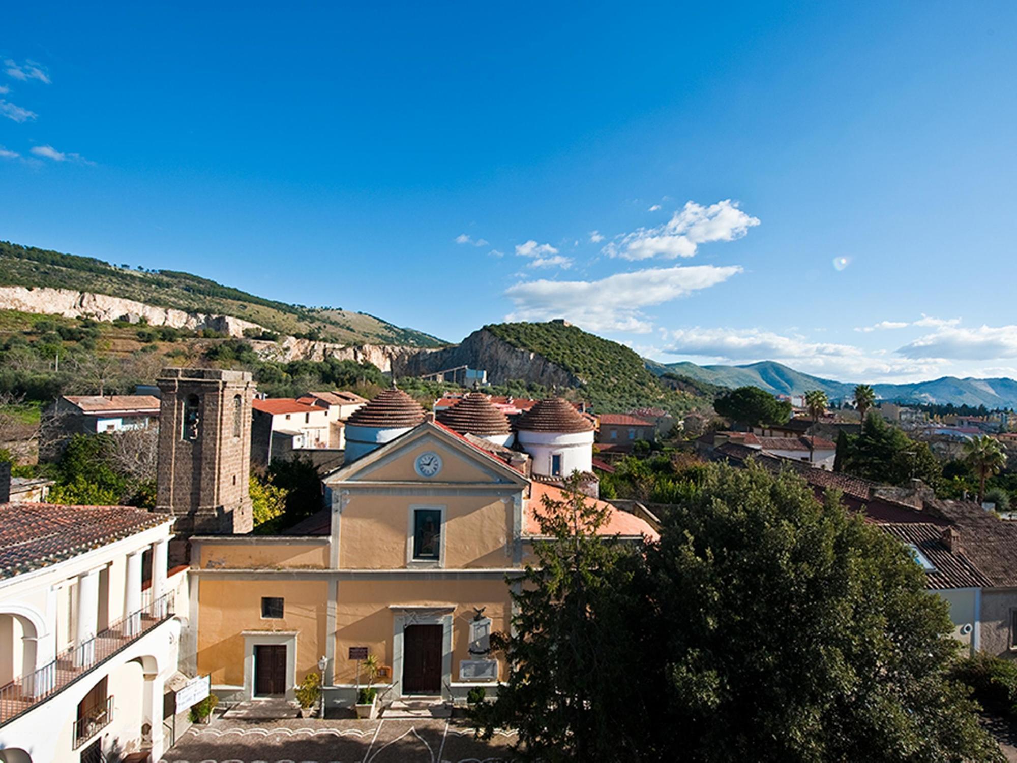 Hotel Ristorante Novecento Казерта Екстер'єр фото