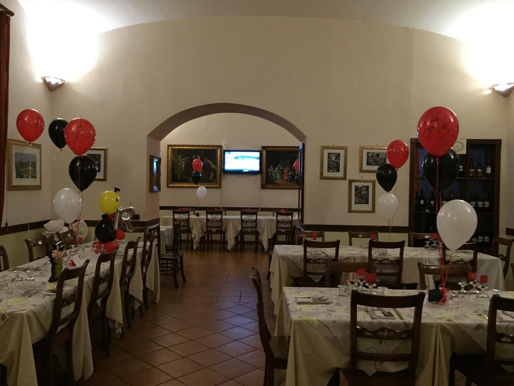 Hotel Ristorante Novecento Казерта Екстер'єр фото